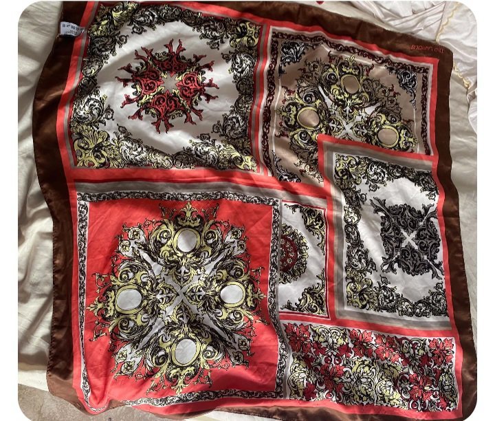 Foulard ted lapidus carré 75/75
