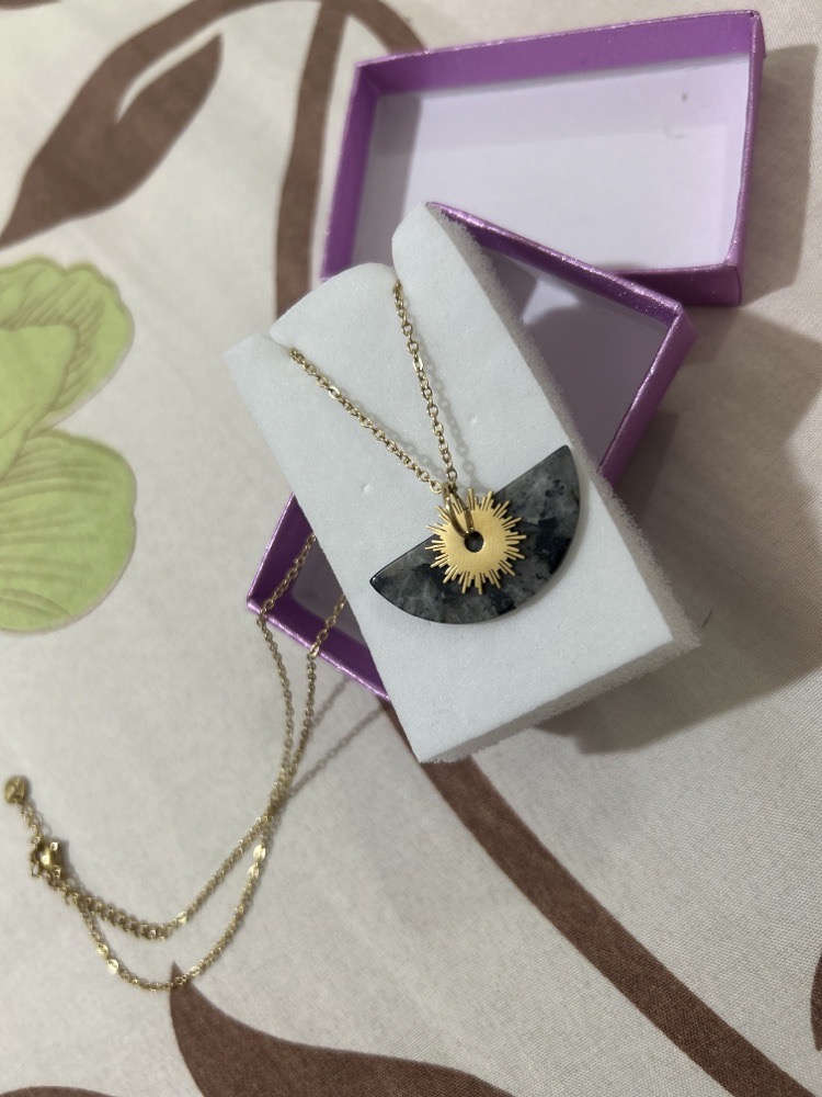 collier