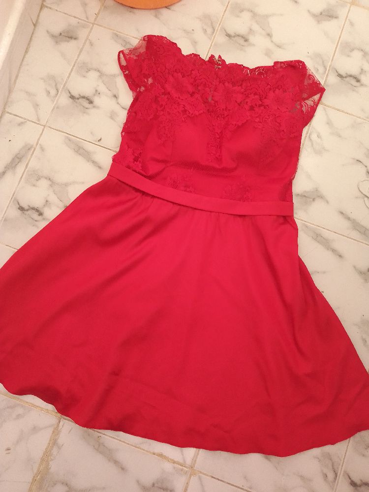 robe rouge