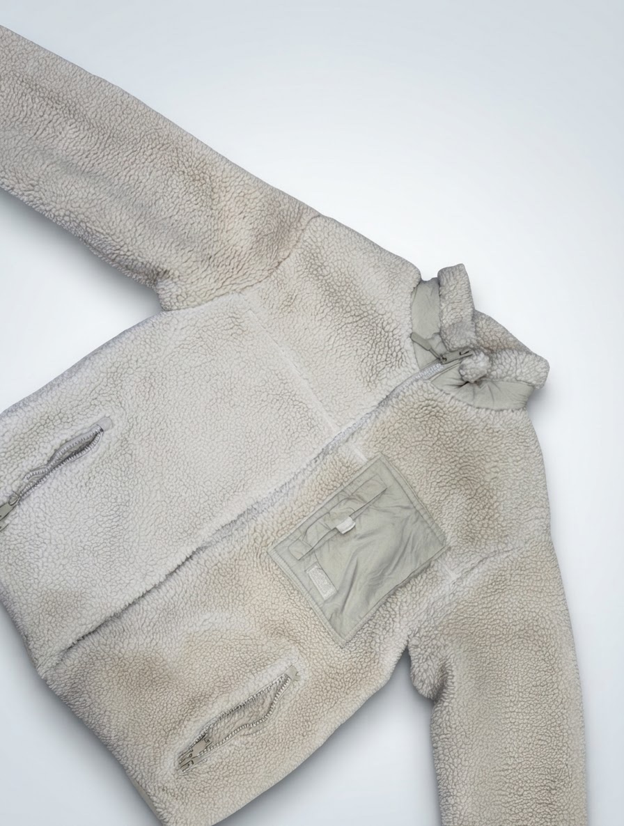 Veste en polaire couleur beige crème