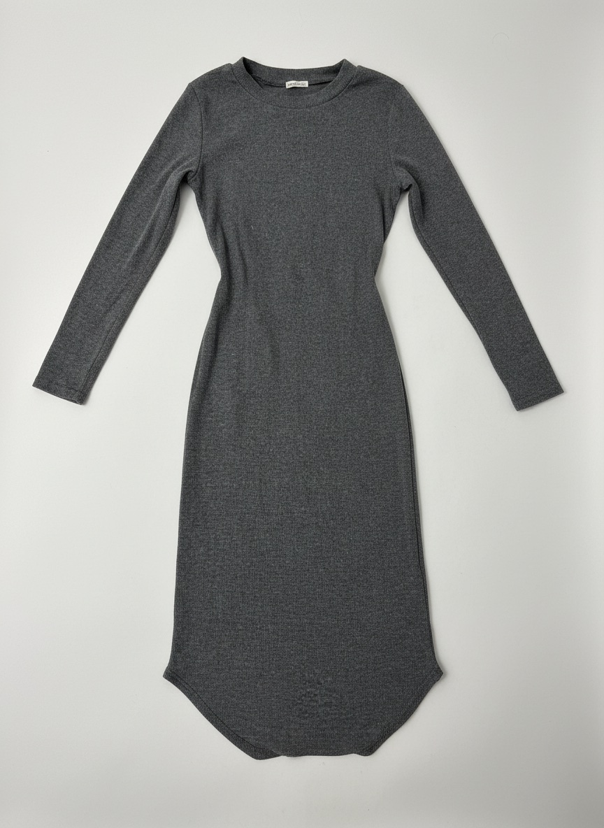 Robe midi grise moulante en maille côtelée - Manches longues