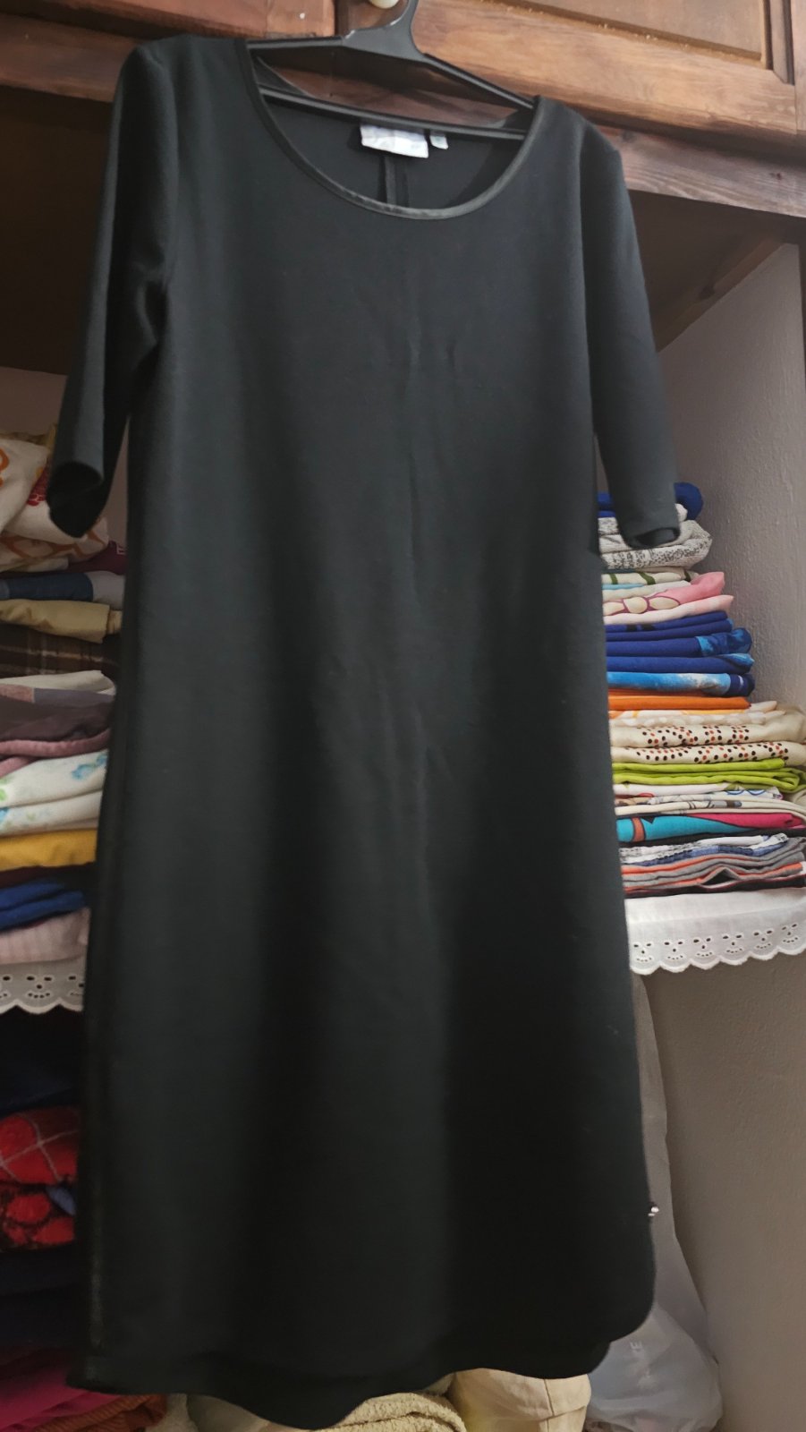 Simple robe noire