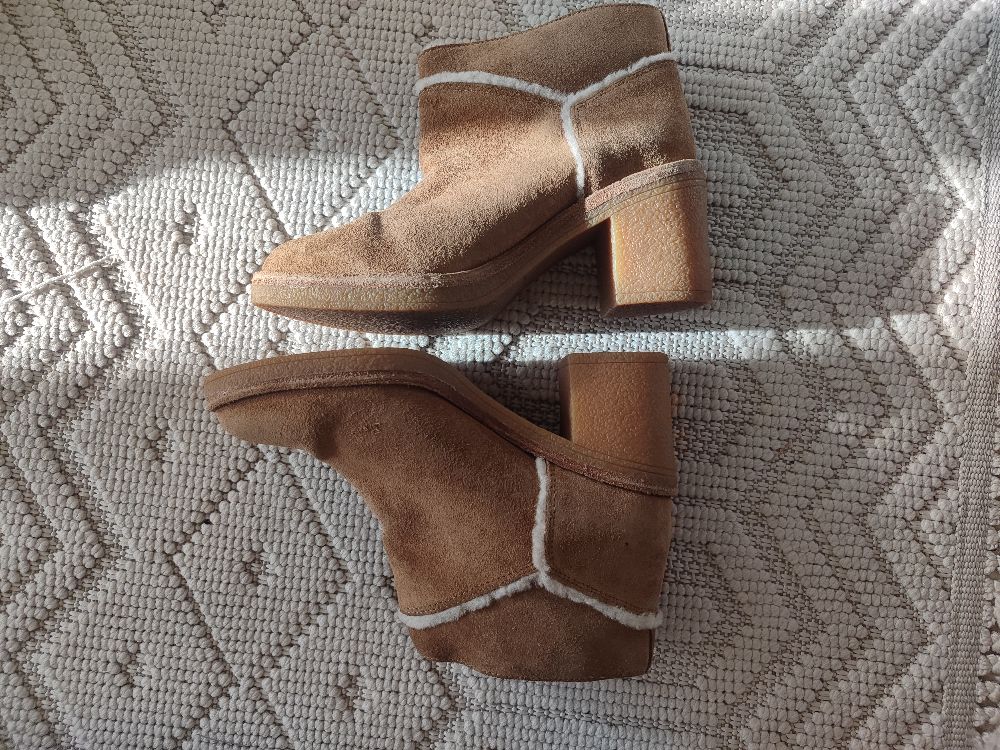 Ugg