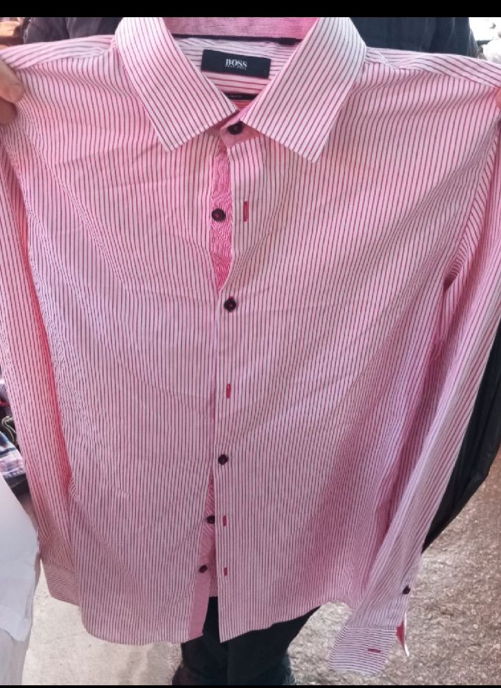 Hugo boss authentique neuf
