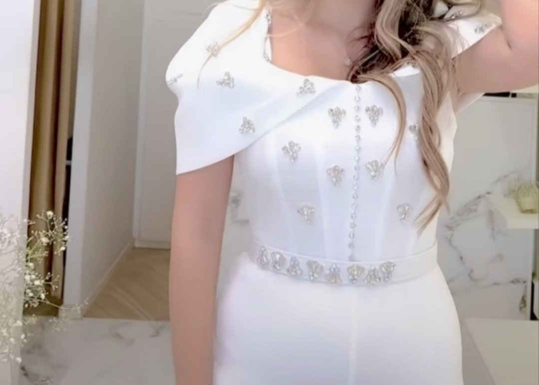 Robe blanche neuf