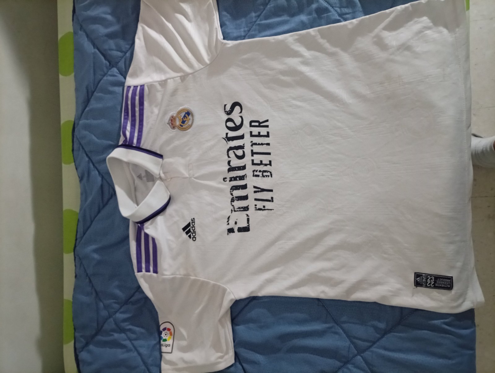 Maillot real Madrid taille :XL