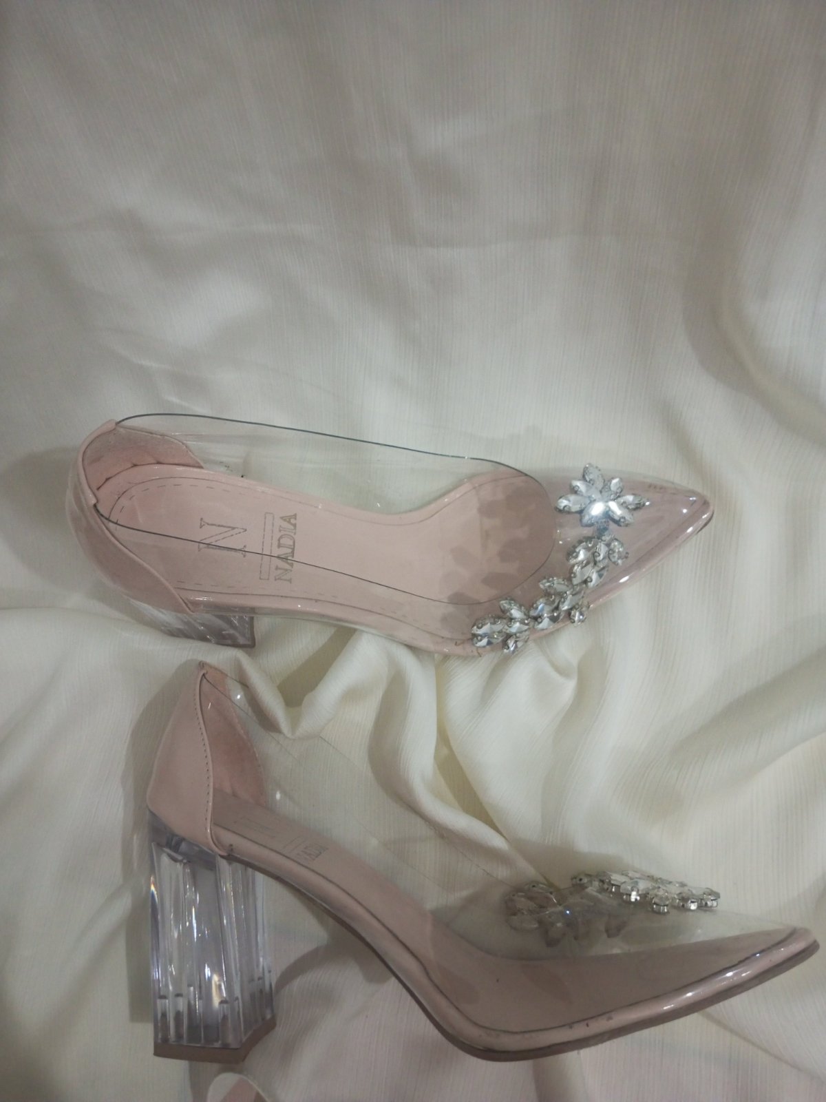 💎 Escarpins transparents élégants 💎