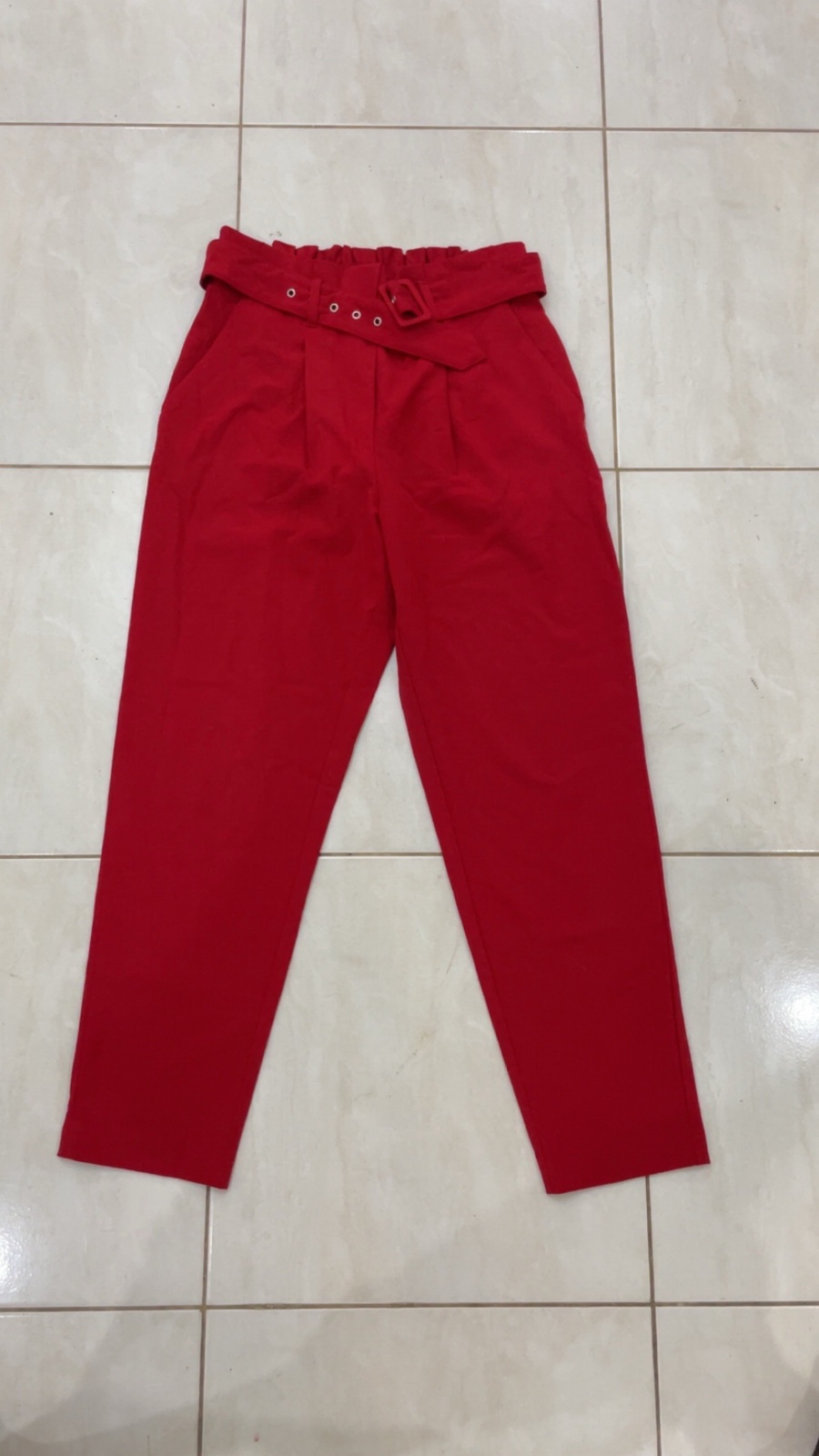 Pantalon rouge 