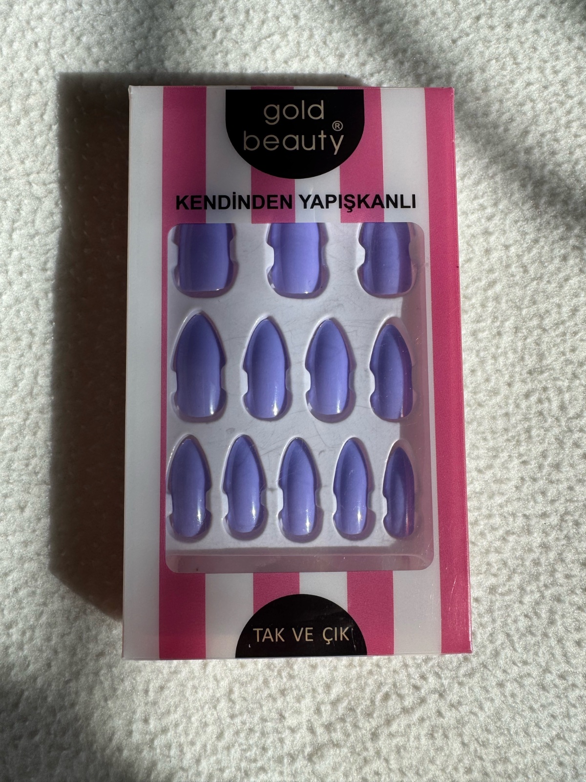 Faux ongles