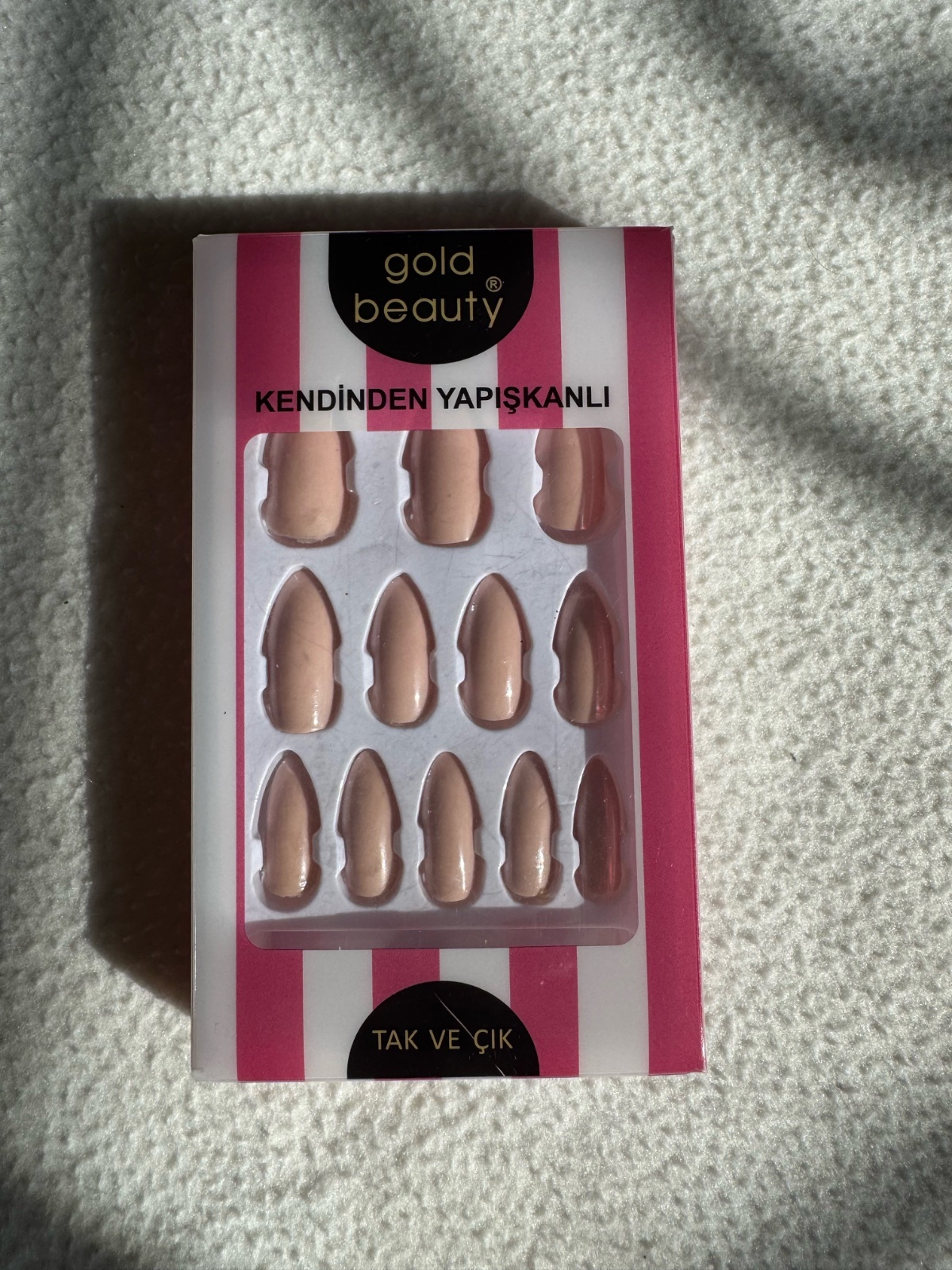 Faux ongles