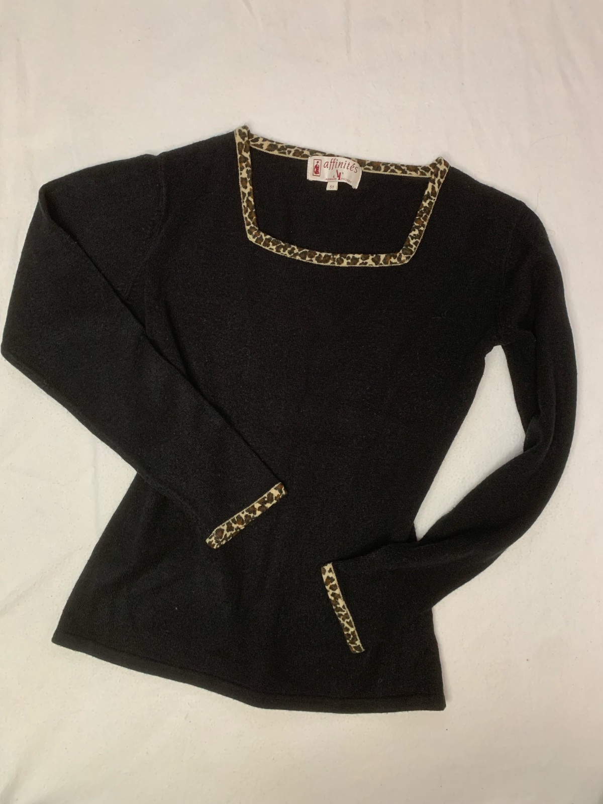 Pull noir