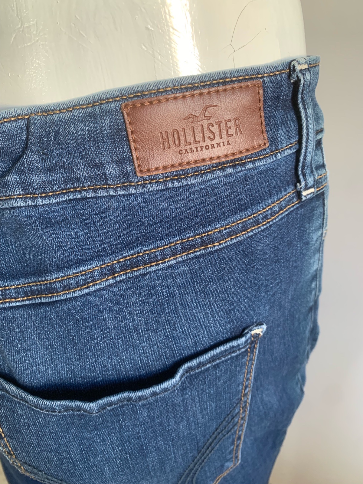 Hollister jeans