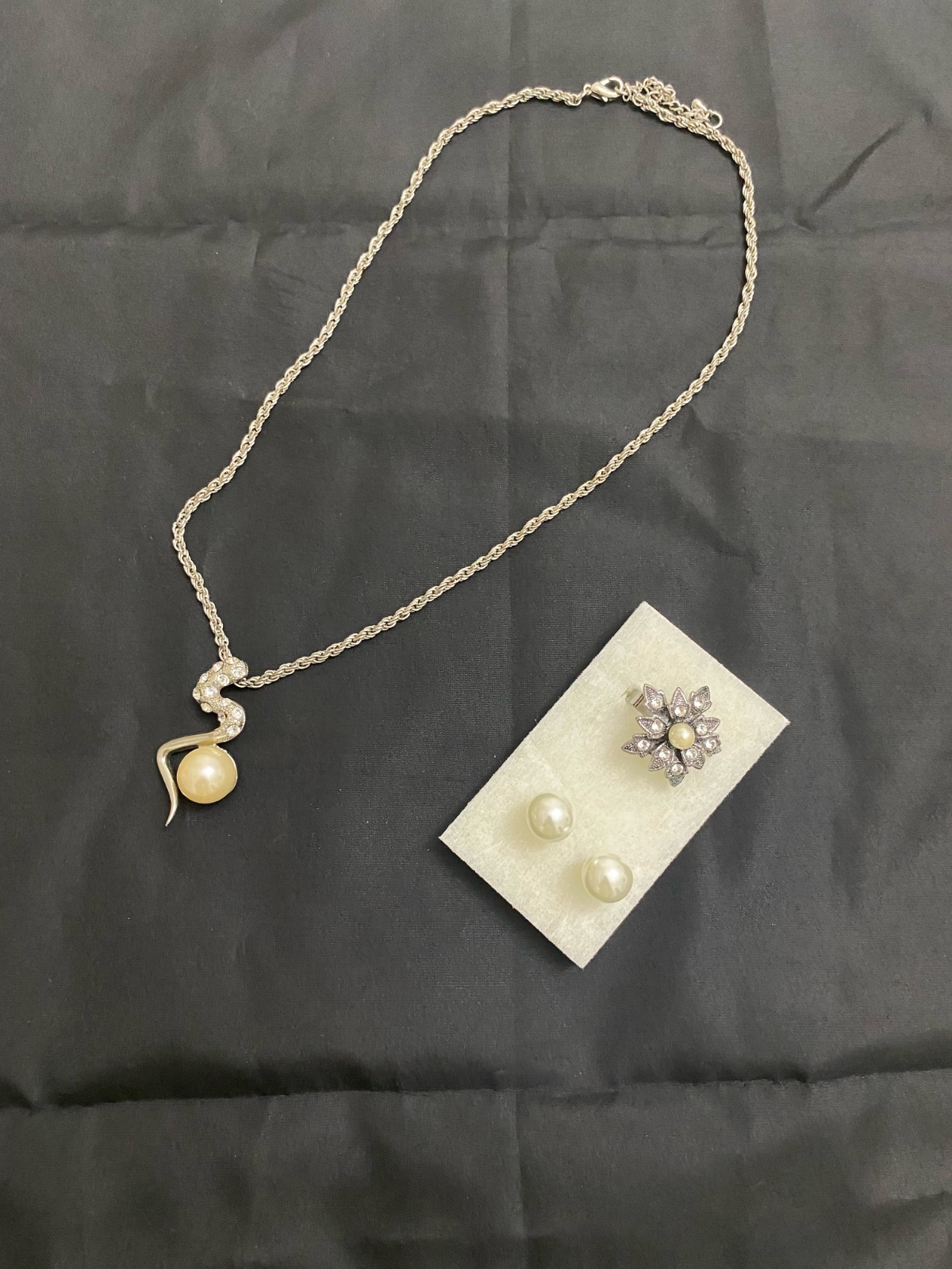 Parure faux bijoux 3 pieces 