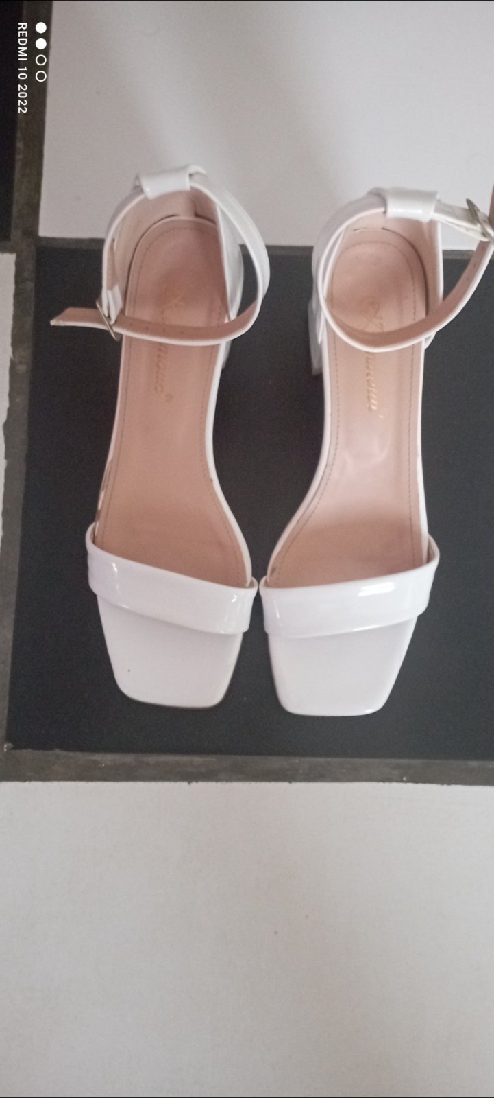 Talon sandales blanche 
