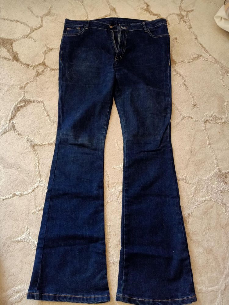 Pantalon patte éléphant 