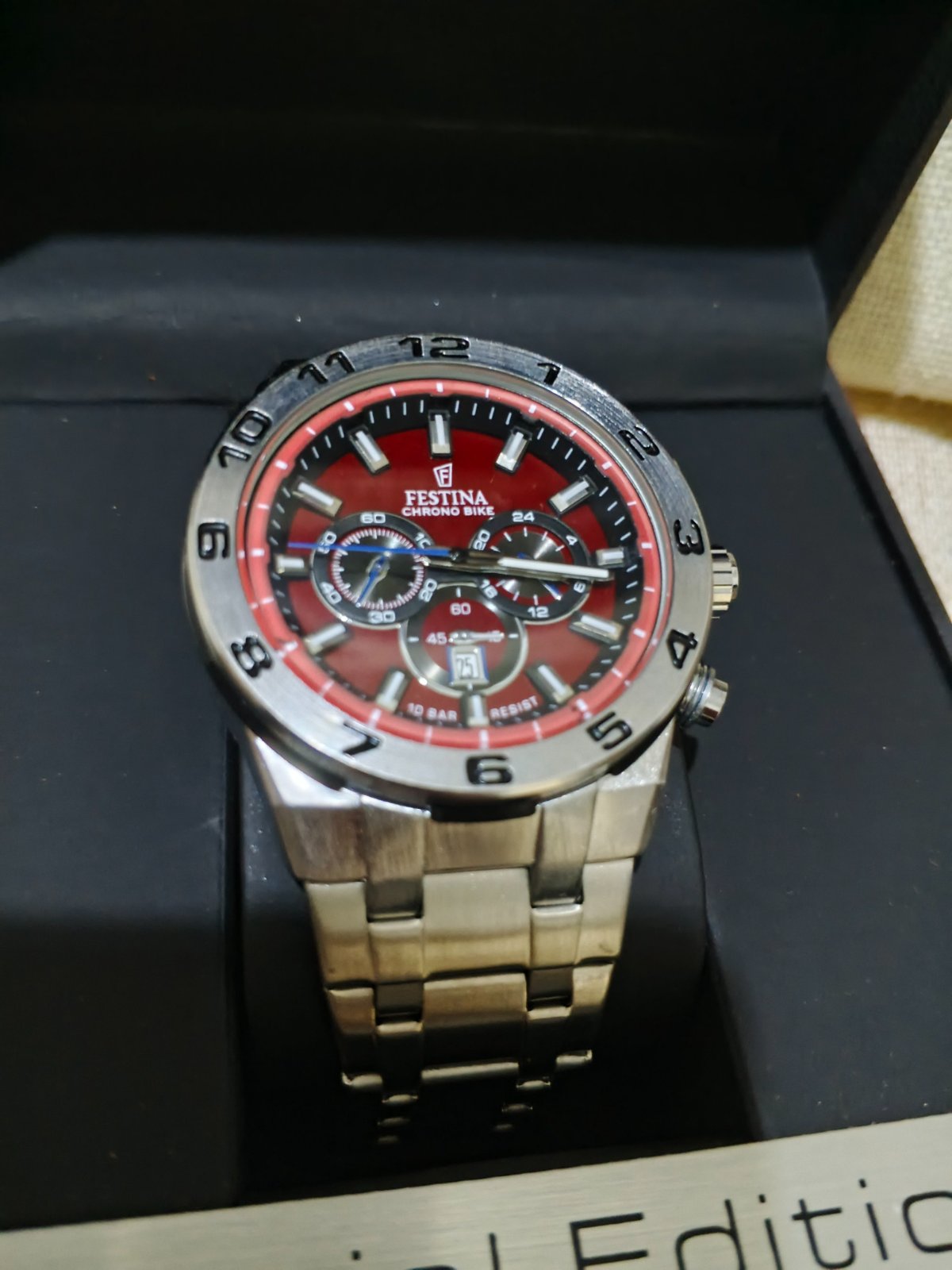 Montre Neuf cachetée de Marque Festina 