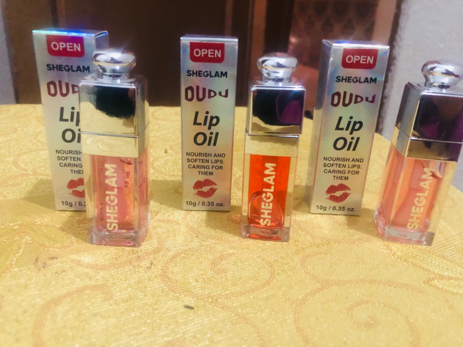 Lip oil