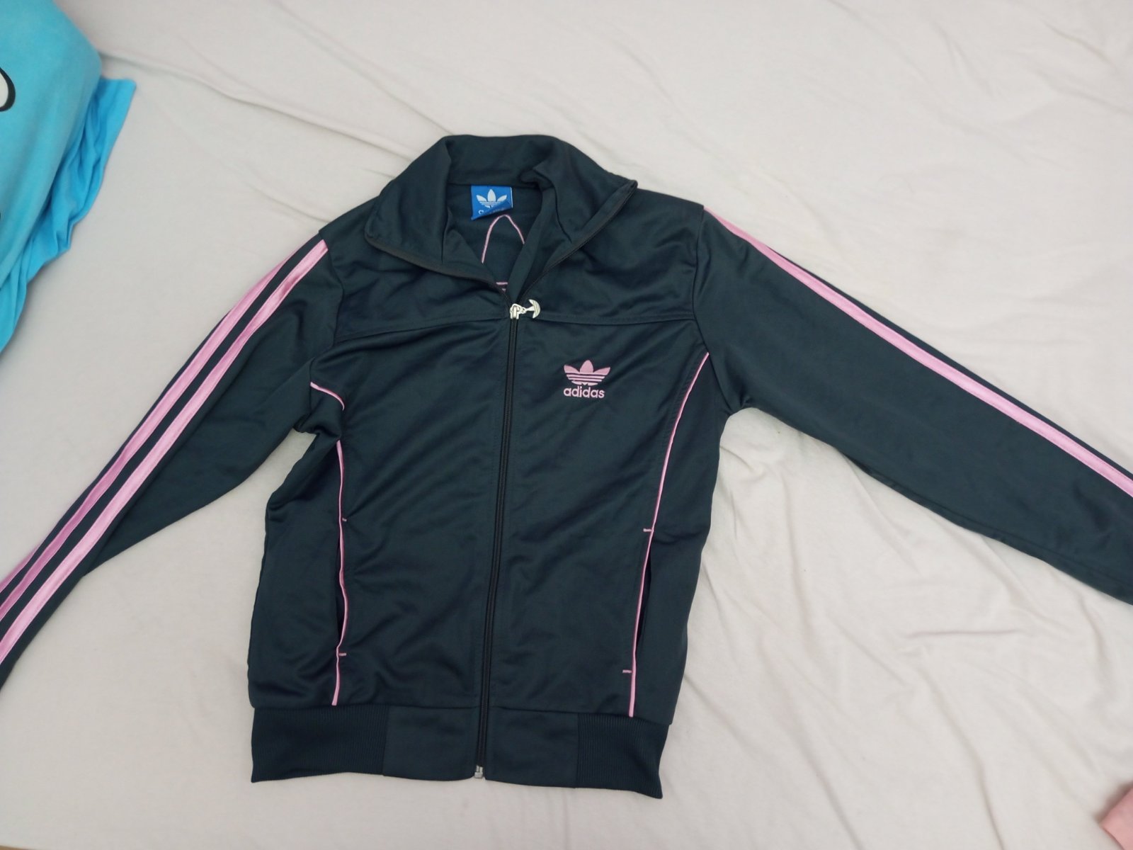 Adidas veste 