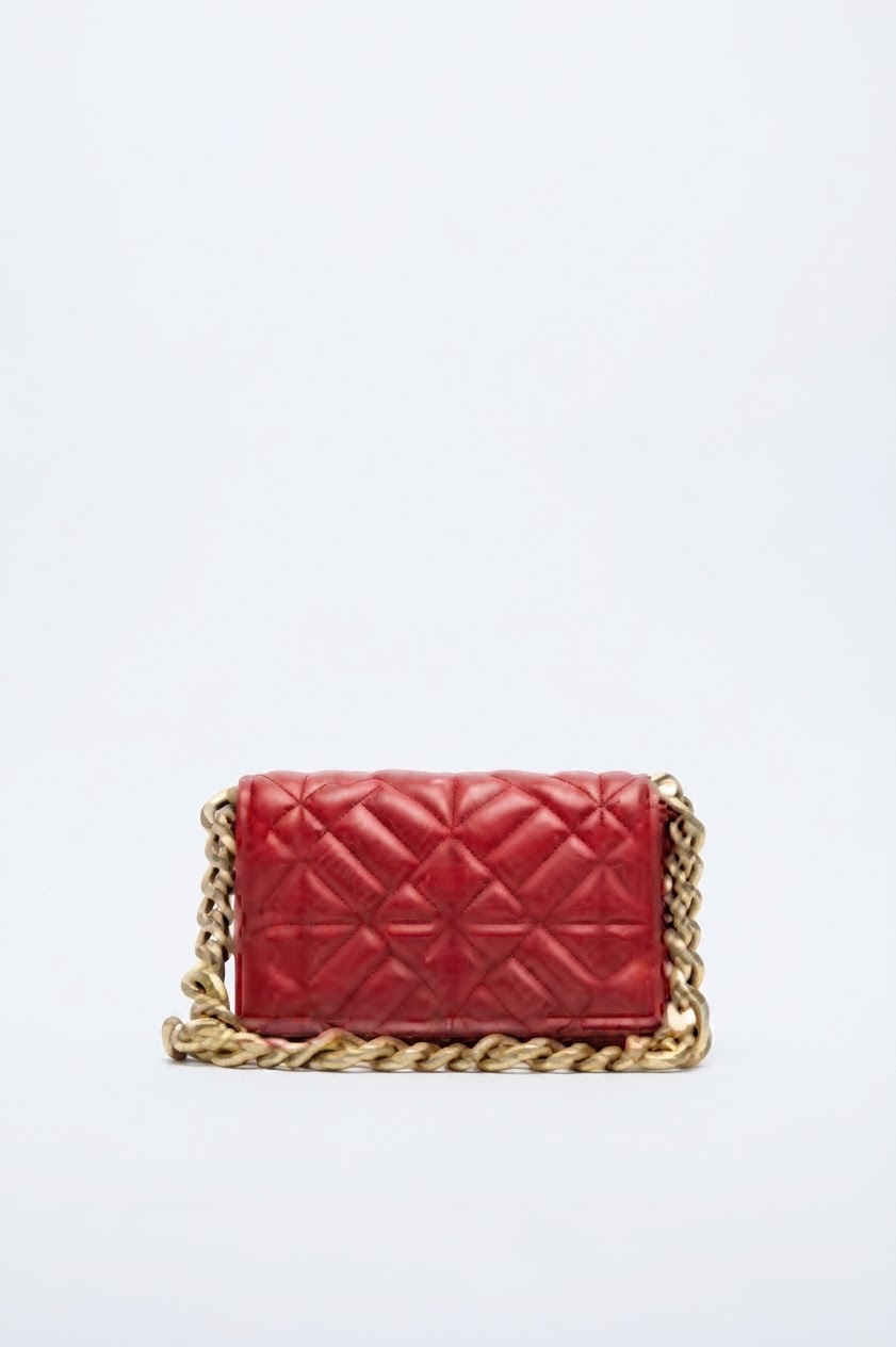 Sac rouge avec sa dust bag