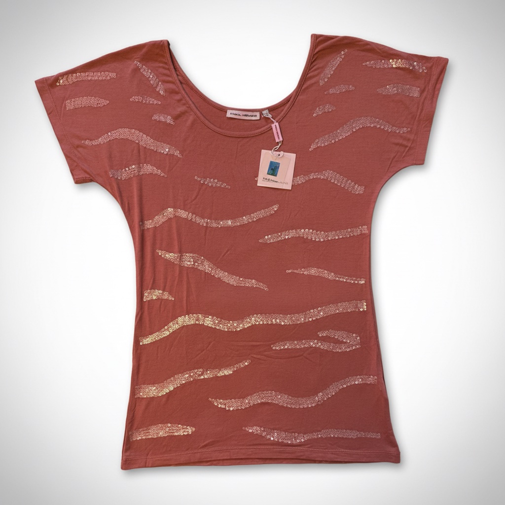 T-shirt top