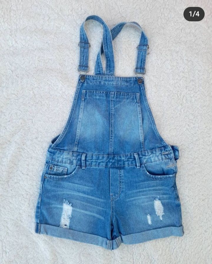 salopette en jeans 
