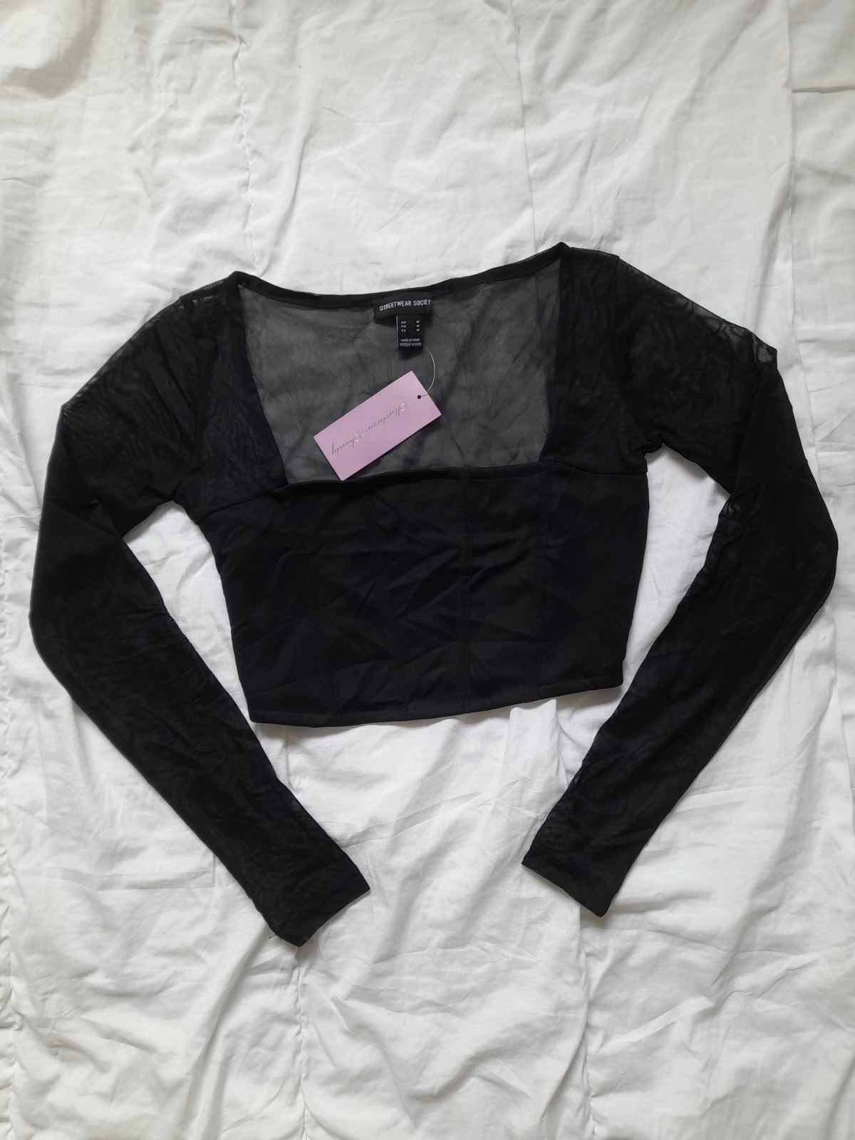 Pull noir neuf