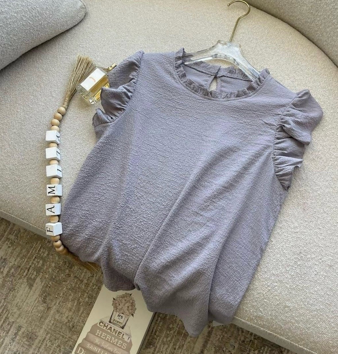 Chemise à manches volantées
