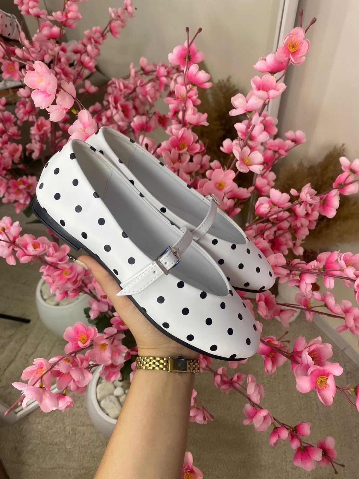 Ballerinr polka dots