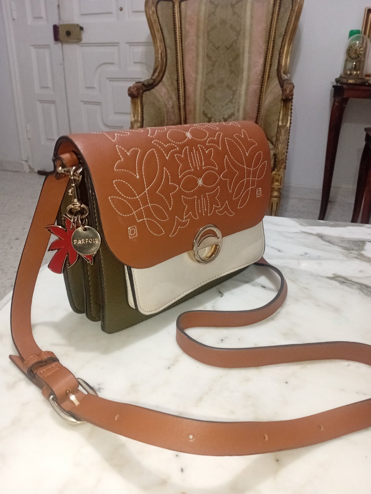 Sac parfois 