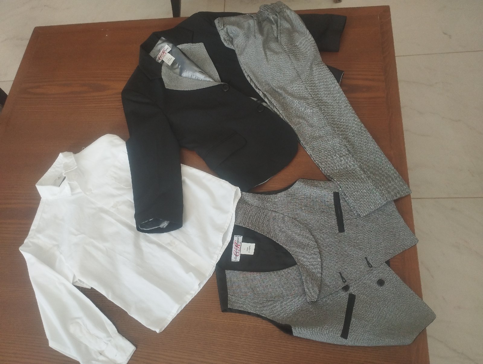 Costume 4 pieces 