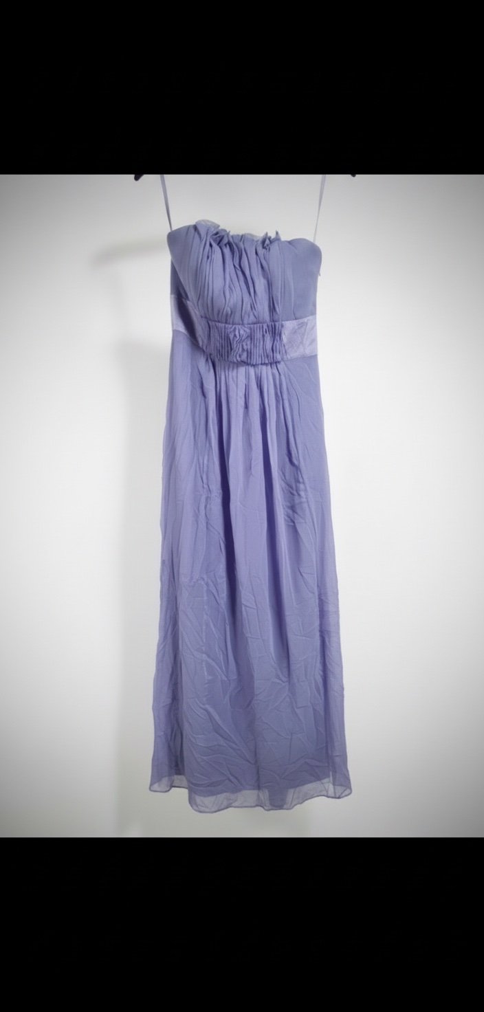 Robe soiré trés longue coast valeur 225 euro