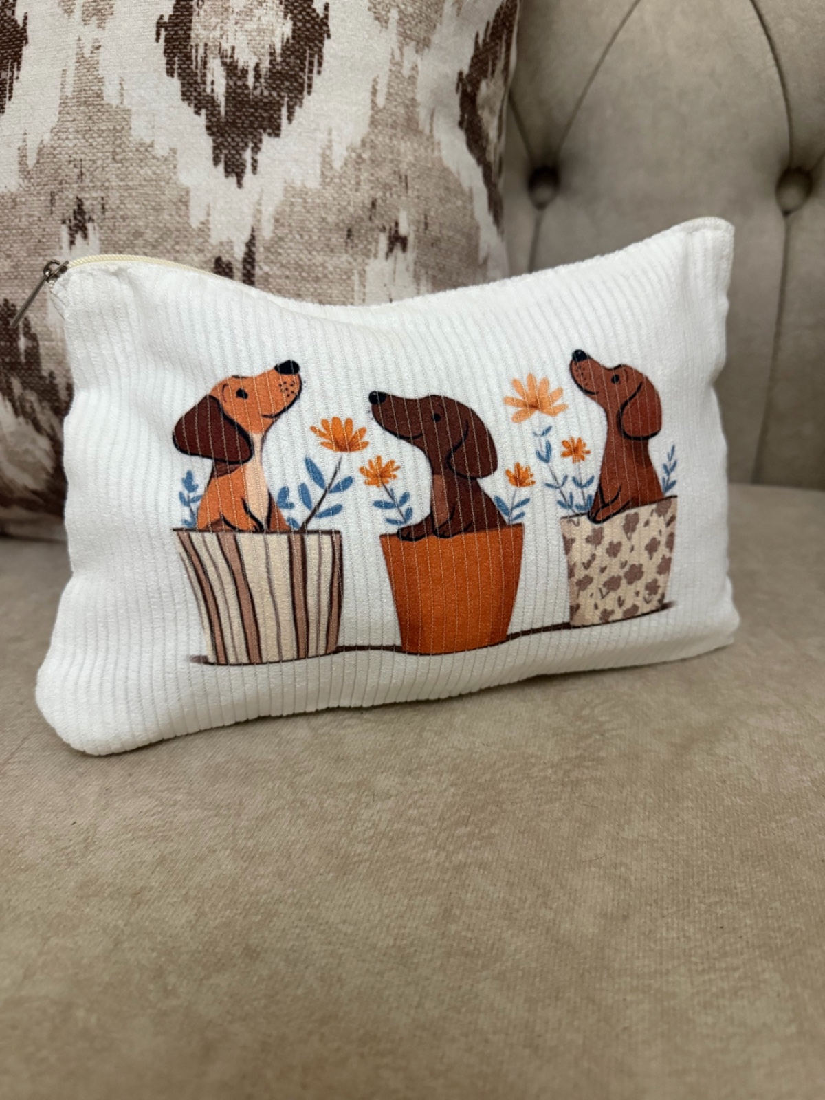Trousse de maquillage ou produits de soin 🐕🐾🦮🦴