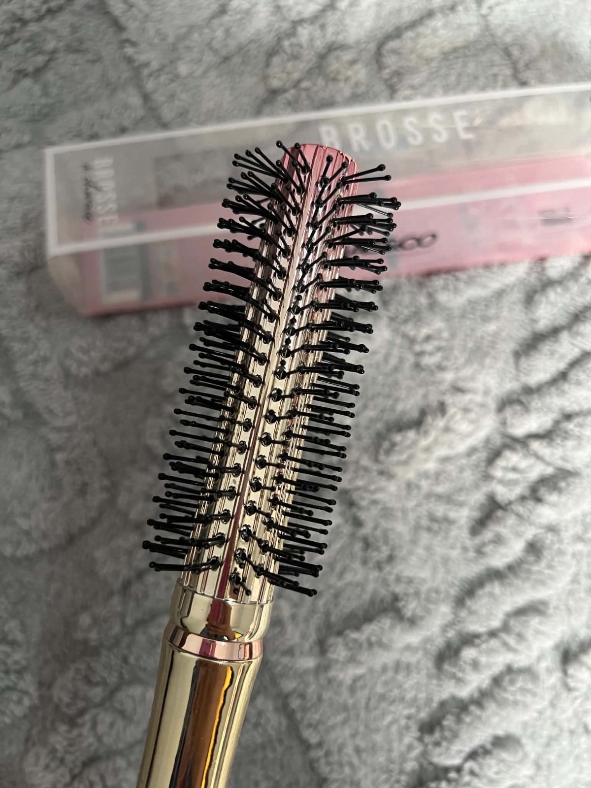 Brosse importée 