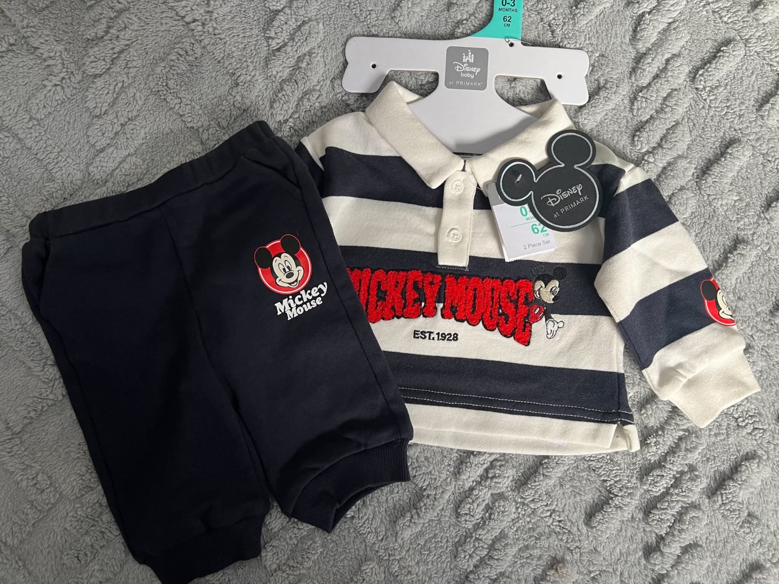 Tenue Mickey mouse 
