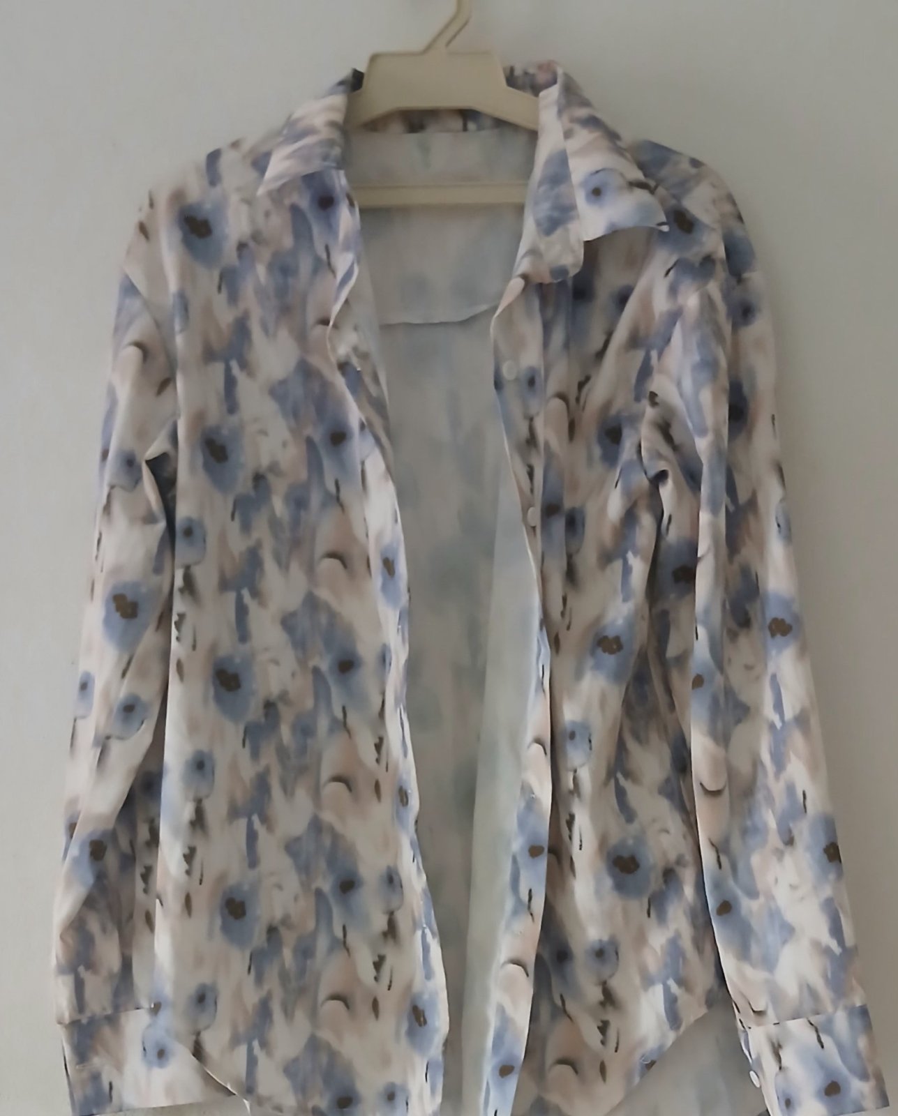 Chemise