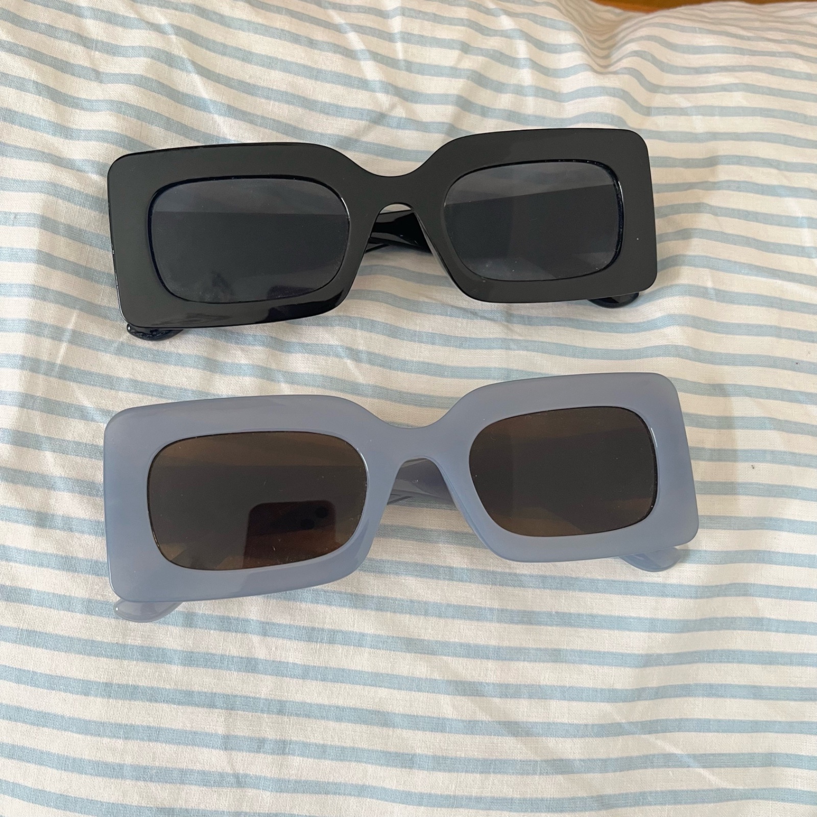 Deux lunettes