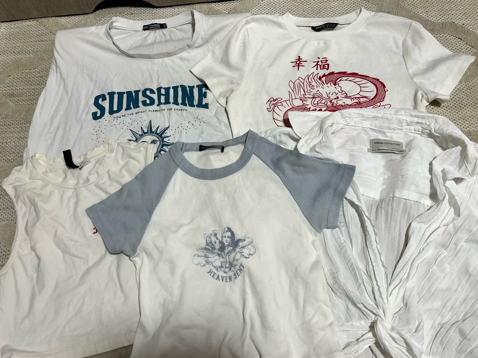 Lot tops