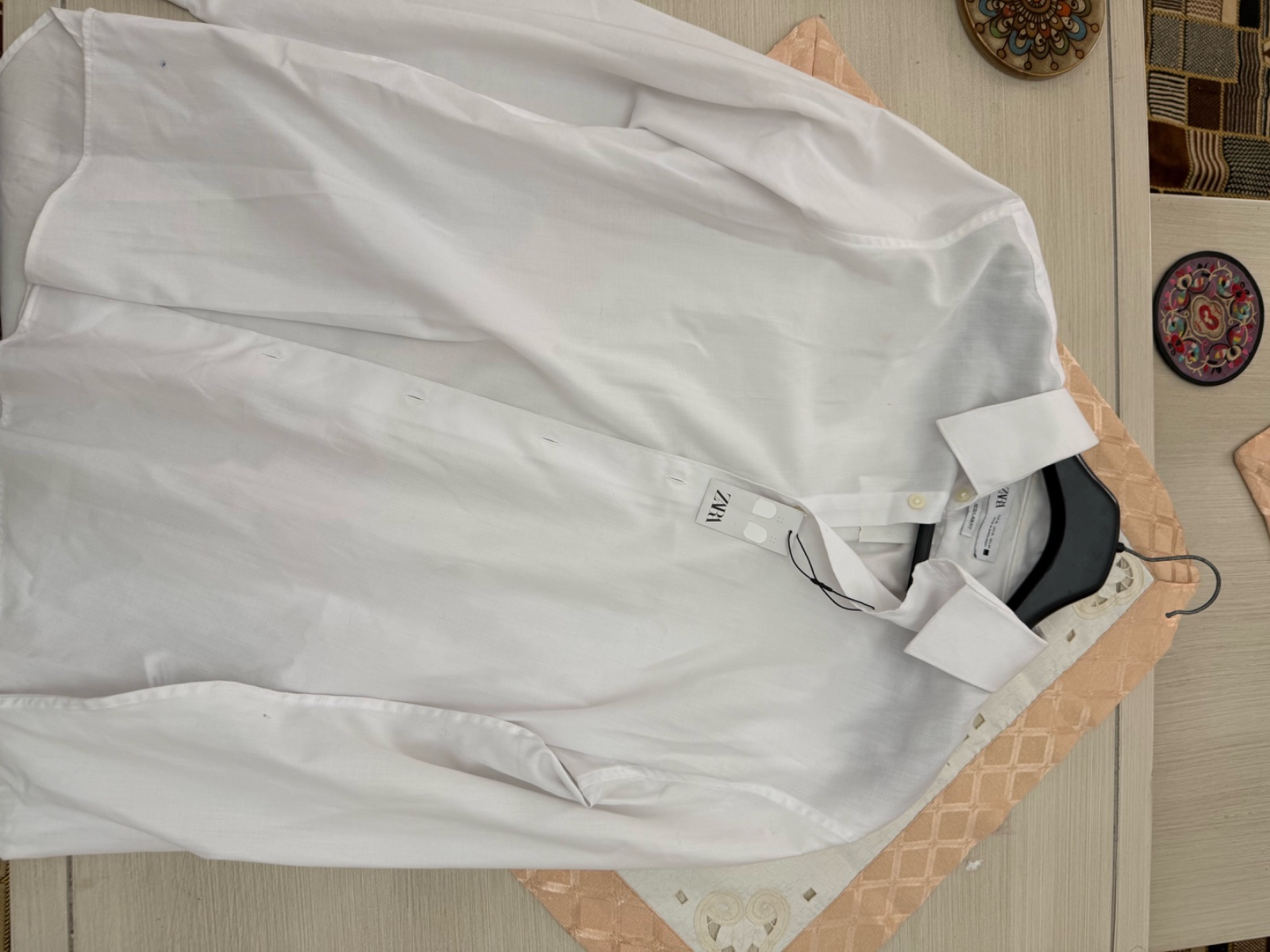 Chemise blanche Zara pour Homme taille Xl avec ticket à 50dt