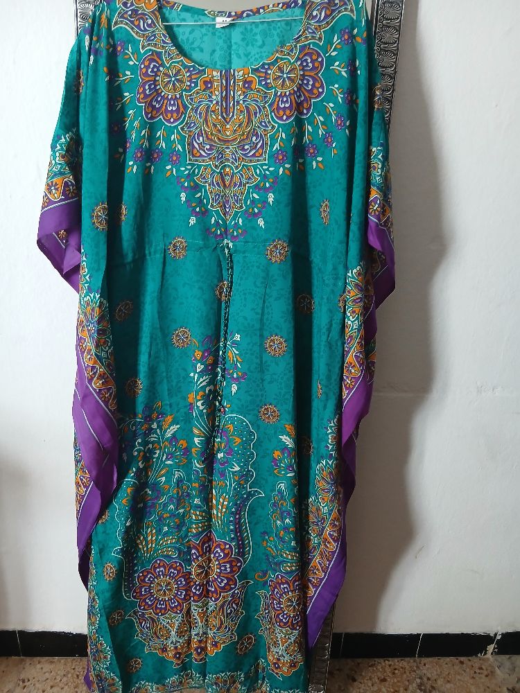 Robe avec foulard