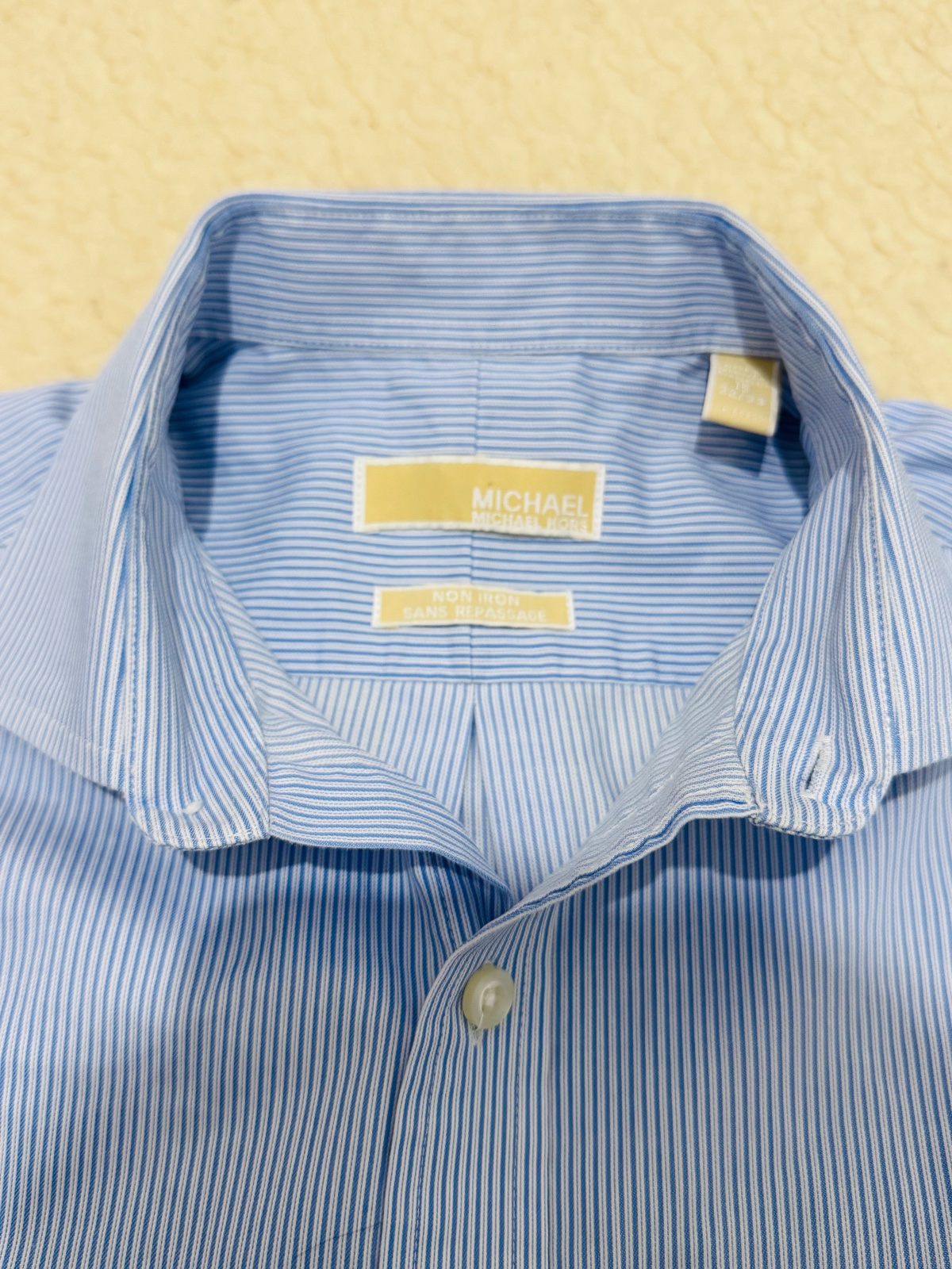 Chemise pour homme Michael Kors ( malbousa marra ) 