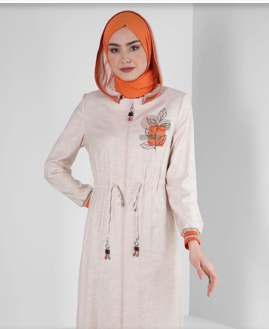 Robe sport toute neuve de la marque Alvina inportation turque 