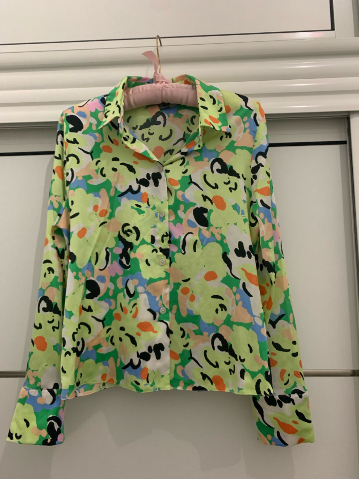 Une chemise 