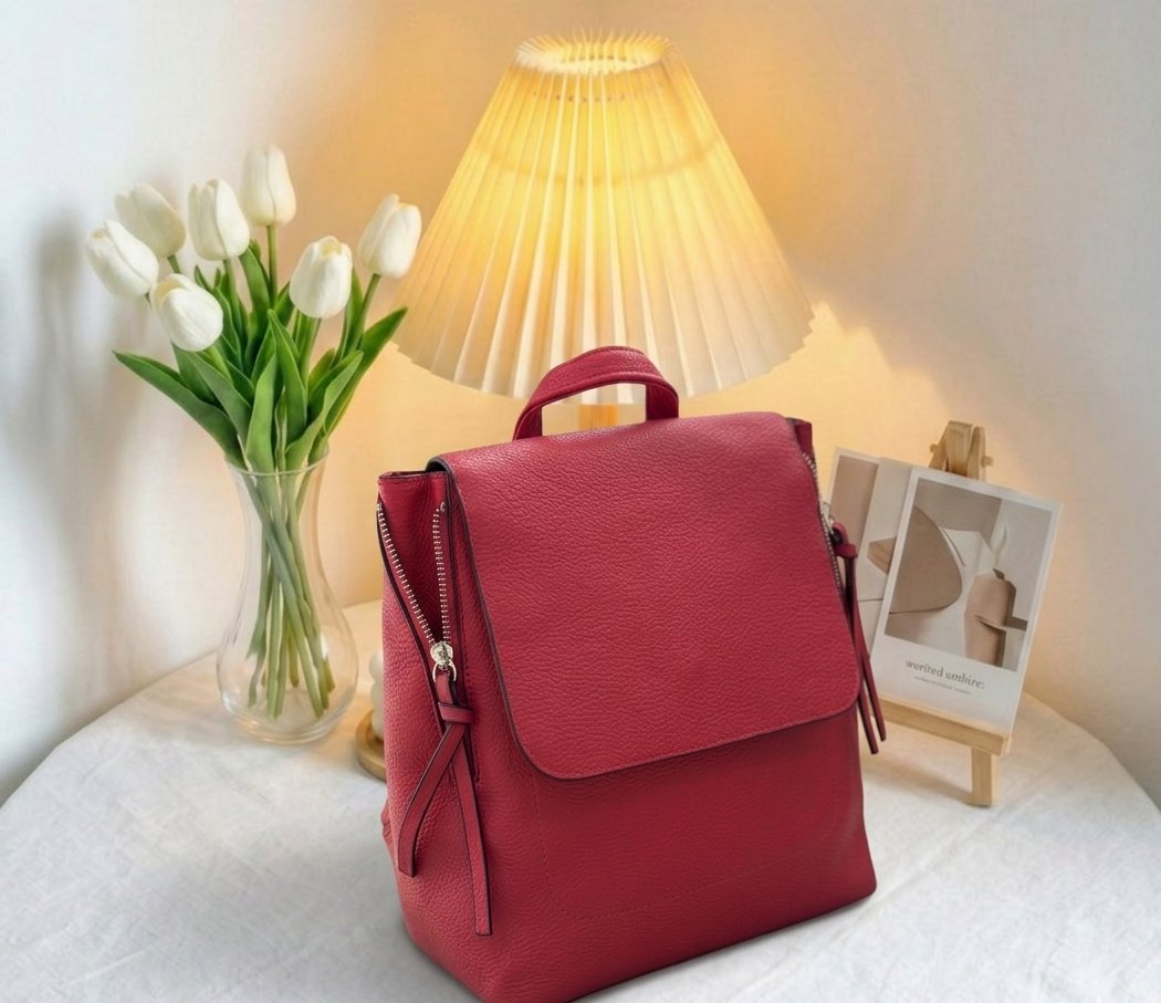 Sac à dos en cuir grainé rouge cerise