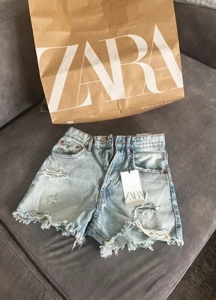 Short en jean Zara déchiré