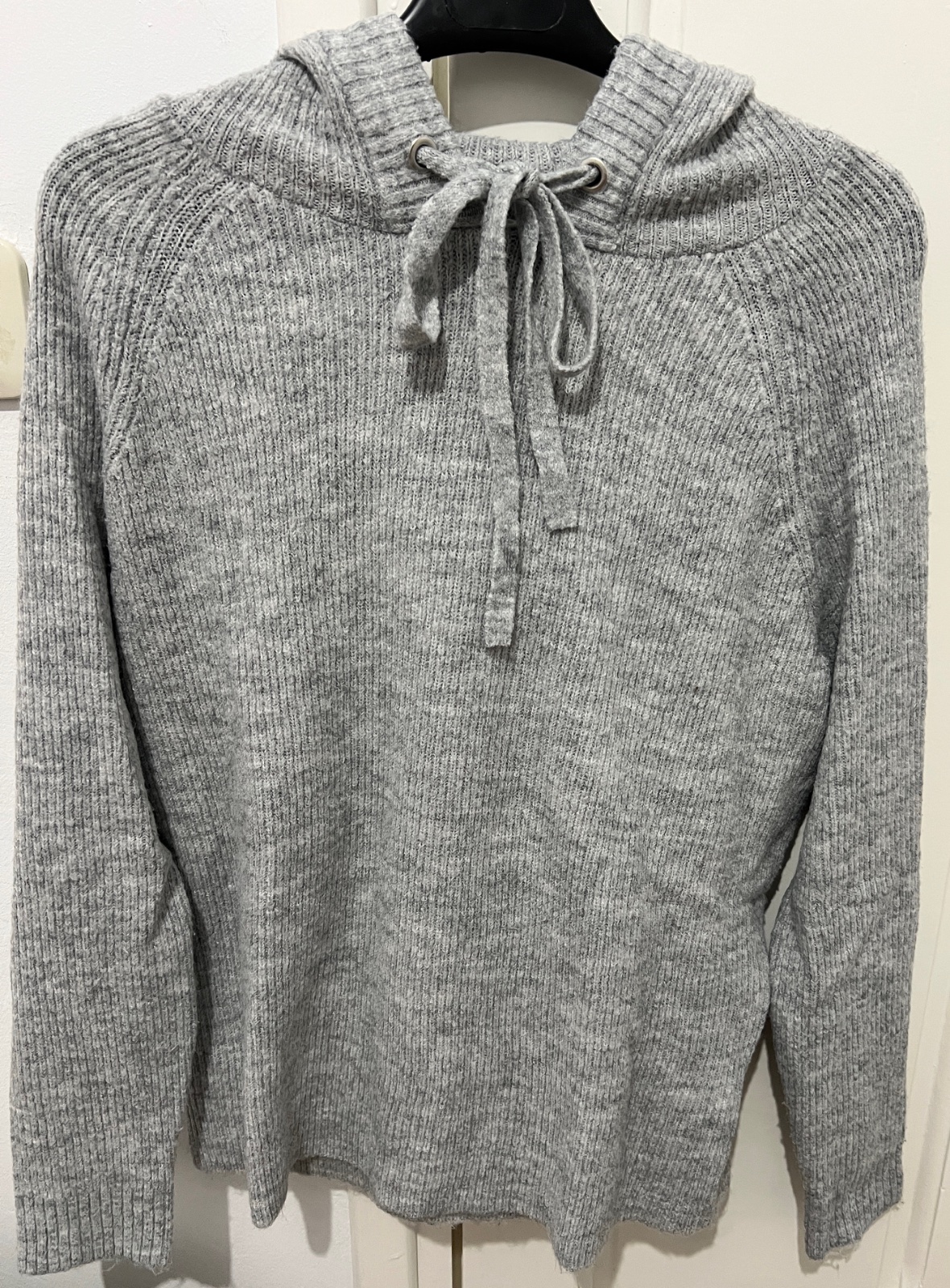 Pull avec capuche 