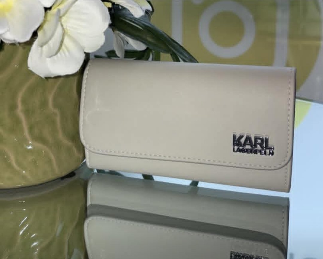 Porte feuille Karl lagerfeld Authentique 