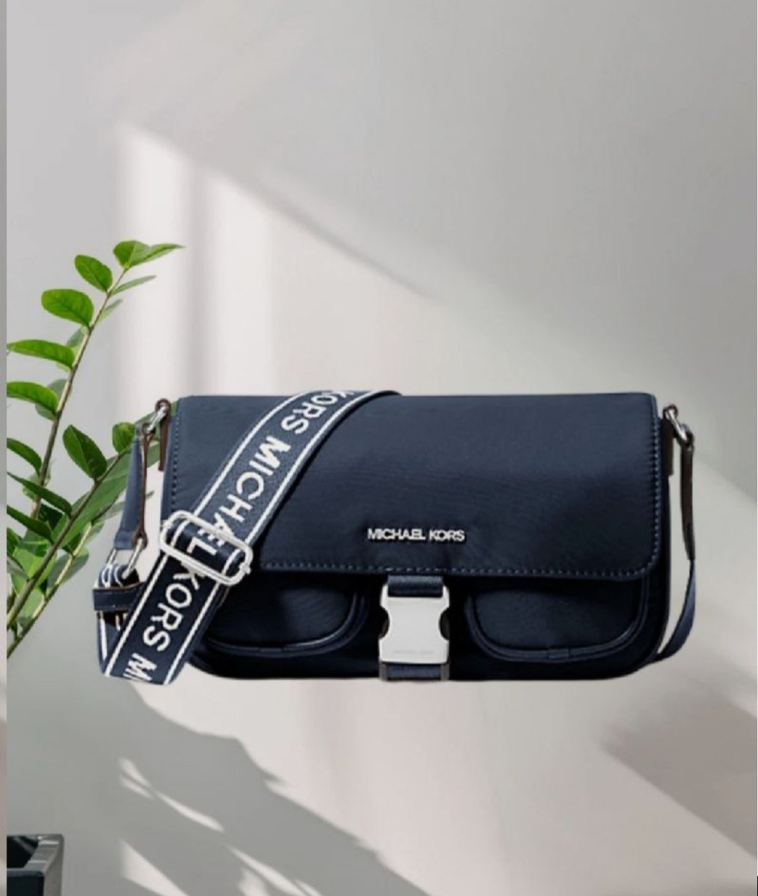 Sac à bandoulière MK Authentique 