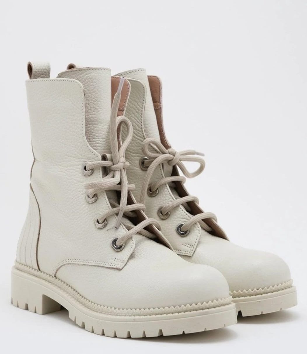 Jolies bottes beiges 