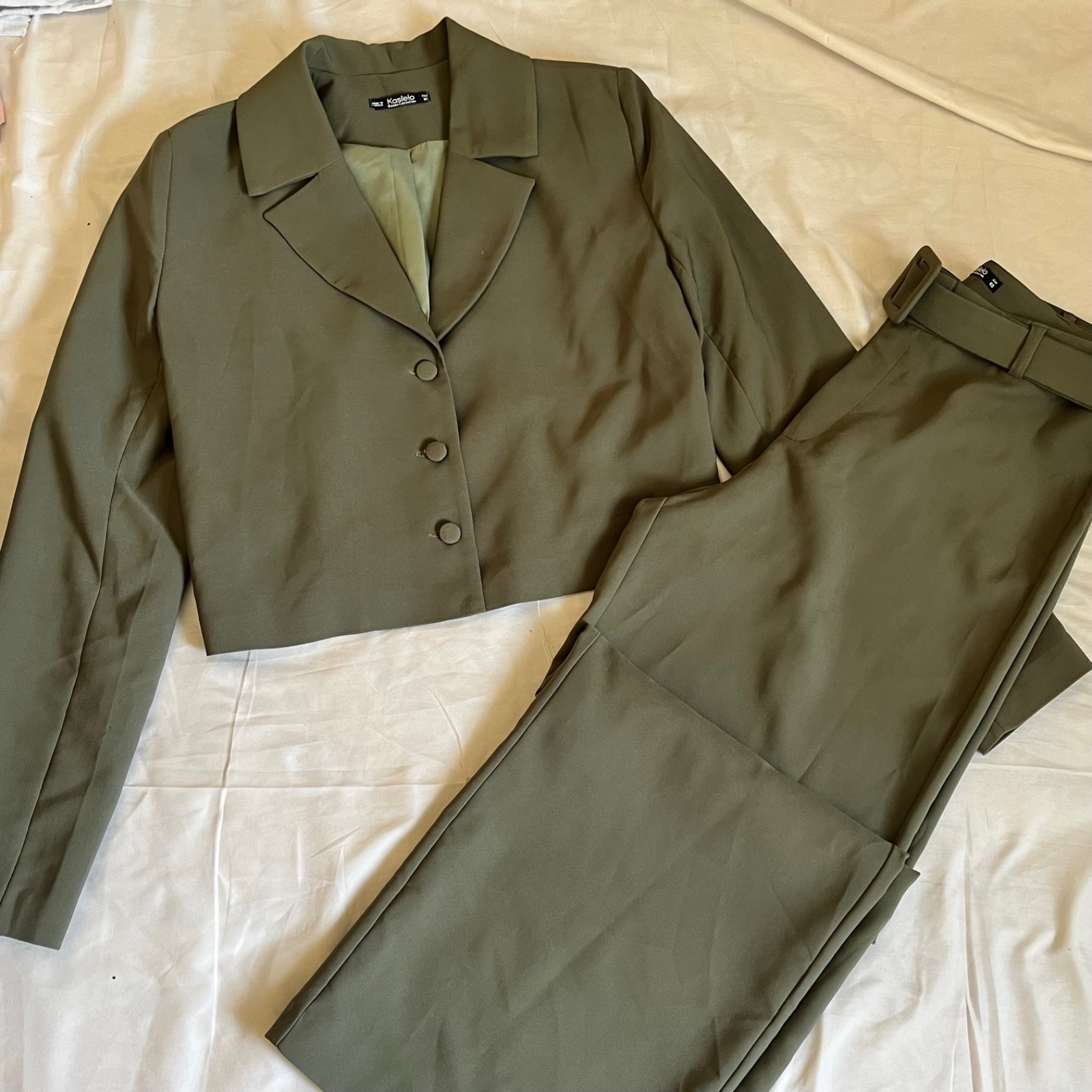 Ensemble blazer et pantalon kastelo