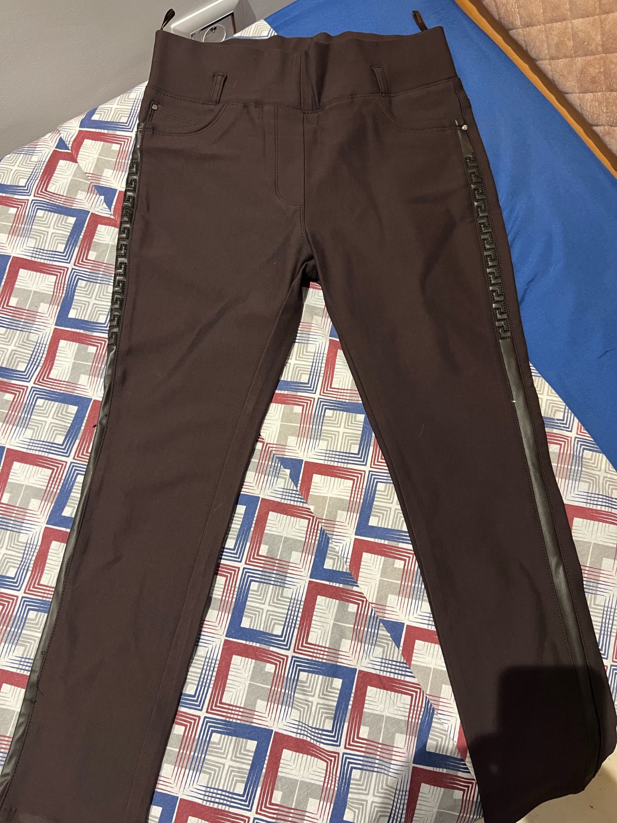 Brown leggings